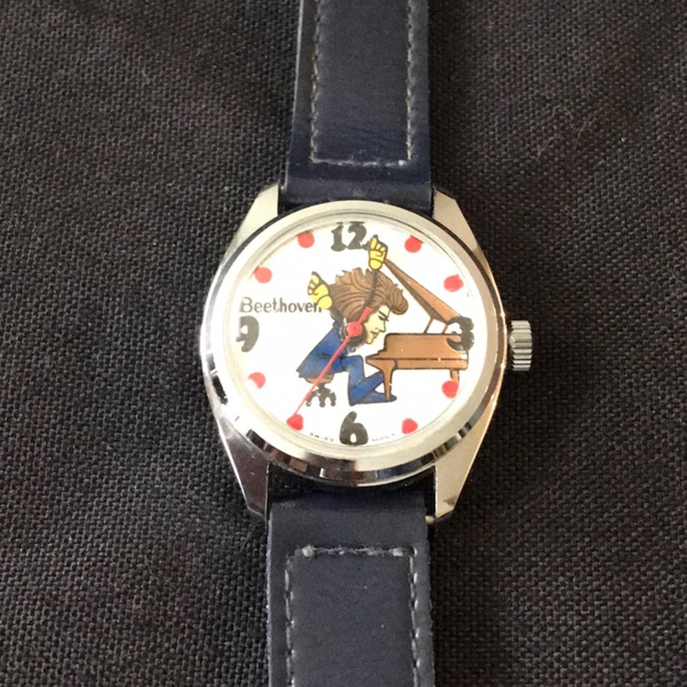 Vintage Beethoven mechanical windup watch. Works!